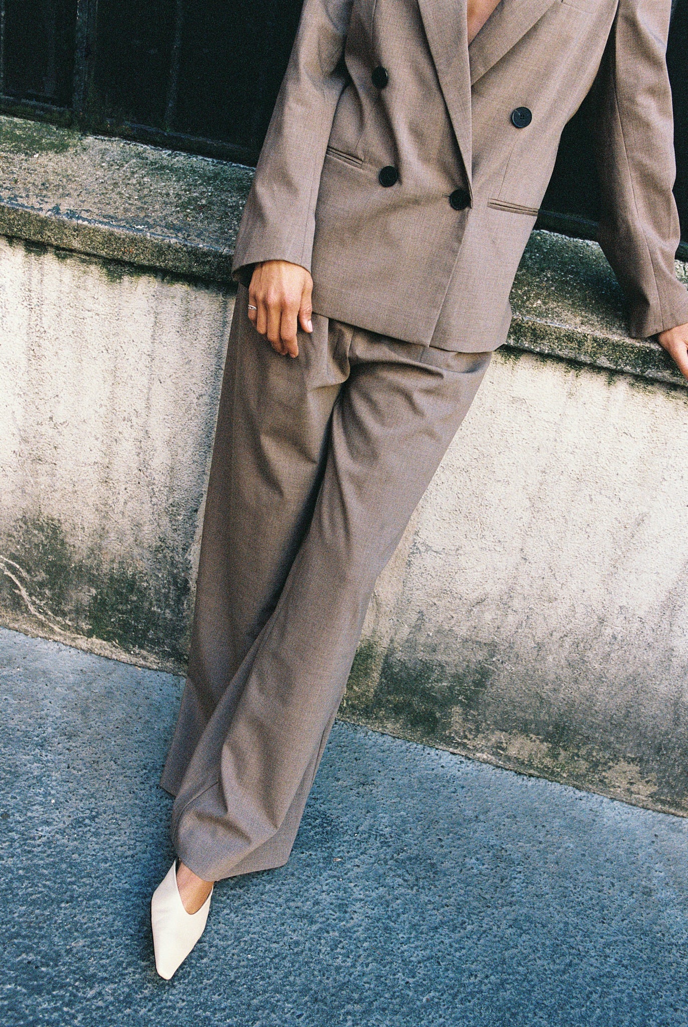 PUZZLE pants | LATTE BEIGE