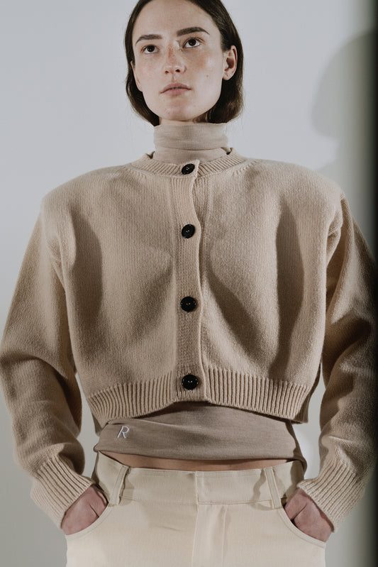 BEIGE / 34