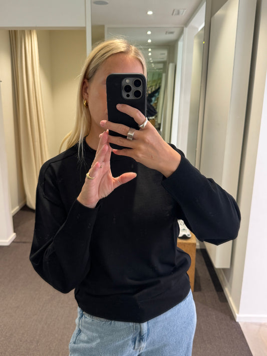 BLACK / XS