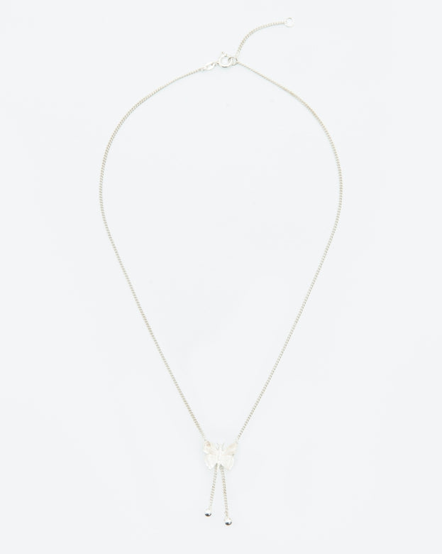 MEDIUM NECKLACE WITH BUTTERFLY | SILVER