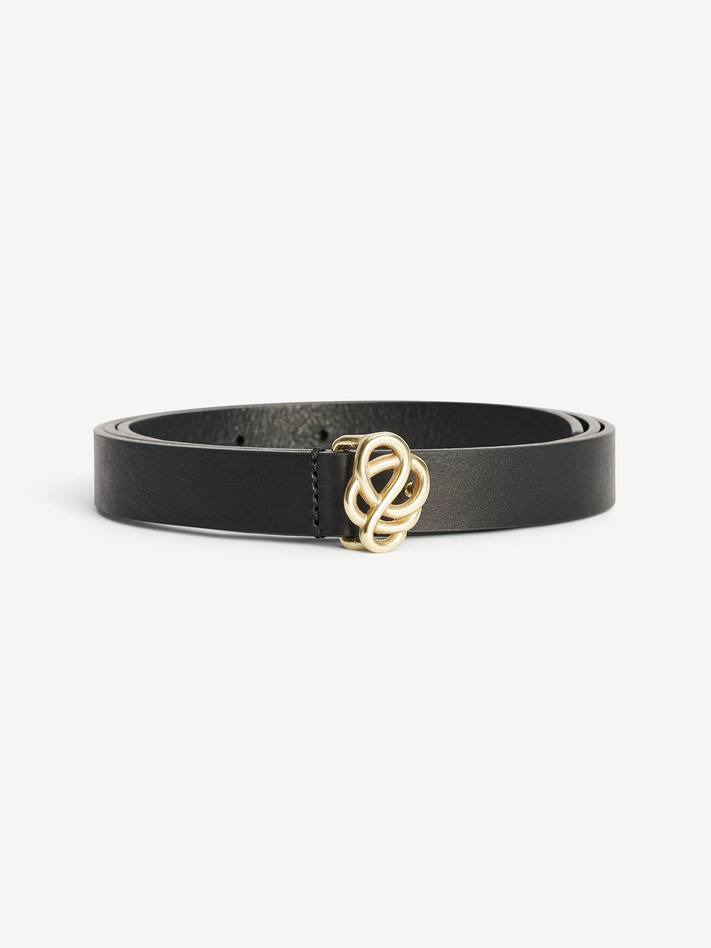 OUMA | BLACK