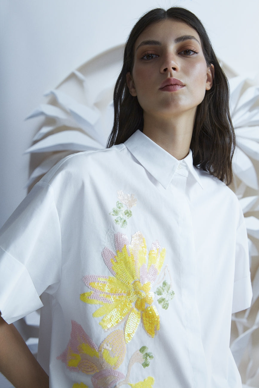 COTTON DRESS WITH FLOWER DETAIL | WHITE