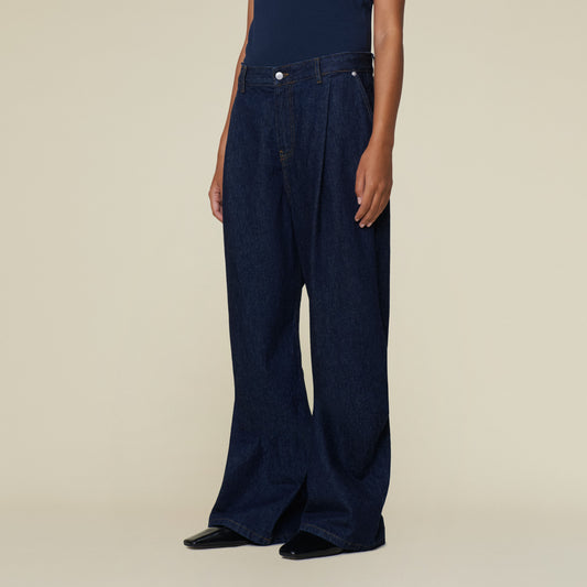 DARK BLUE / 23