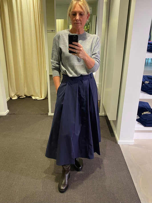 NAVY / 34