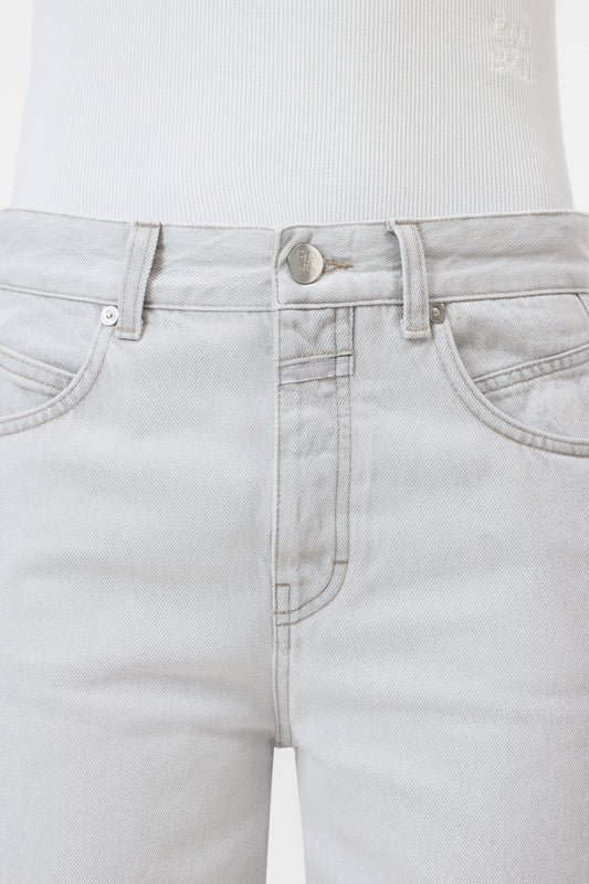LIGHT GREY / 23