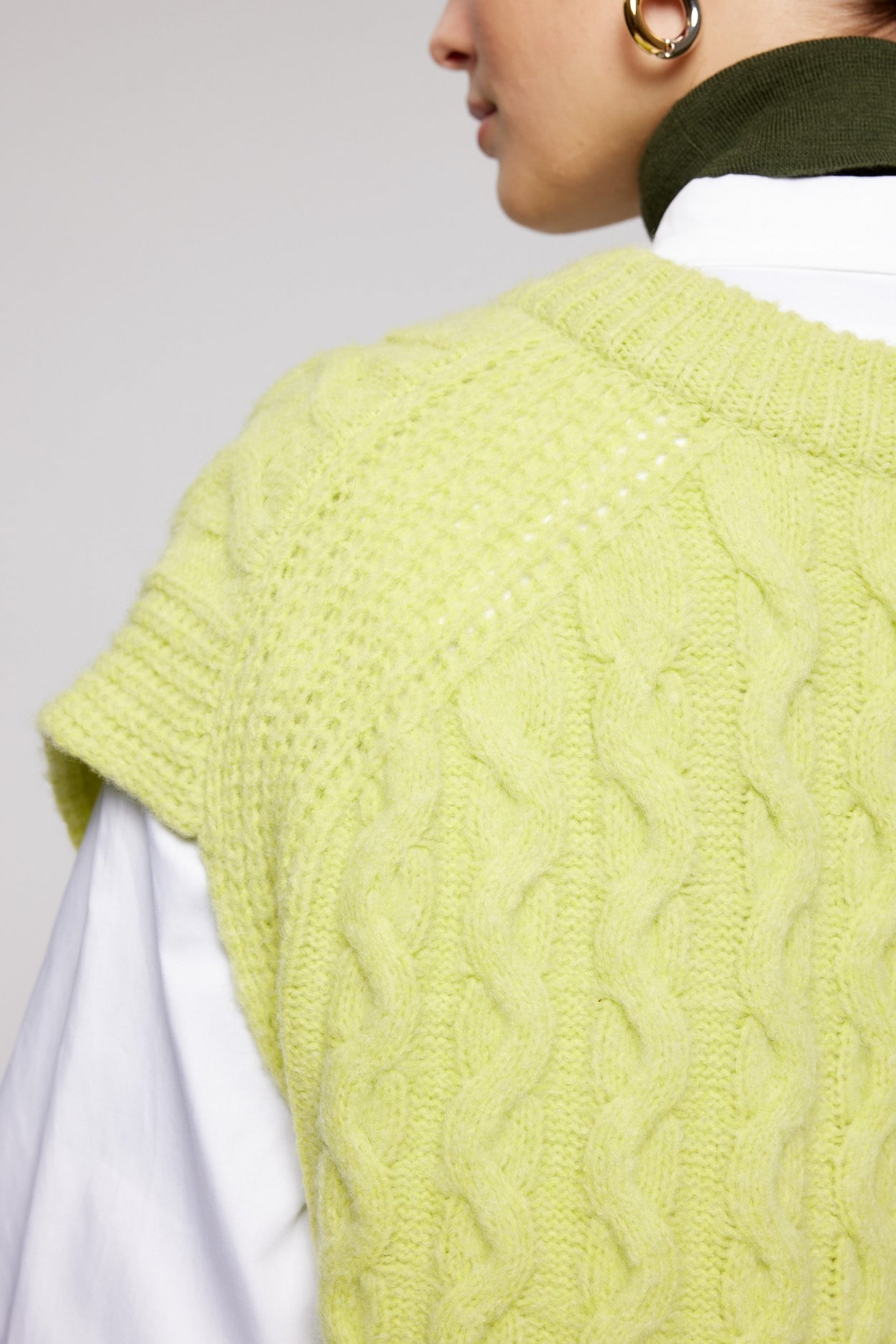 KALEB knitted vest | GREEN