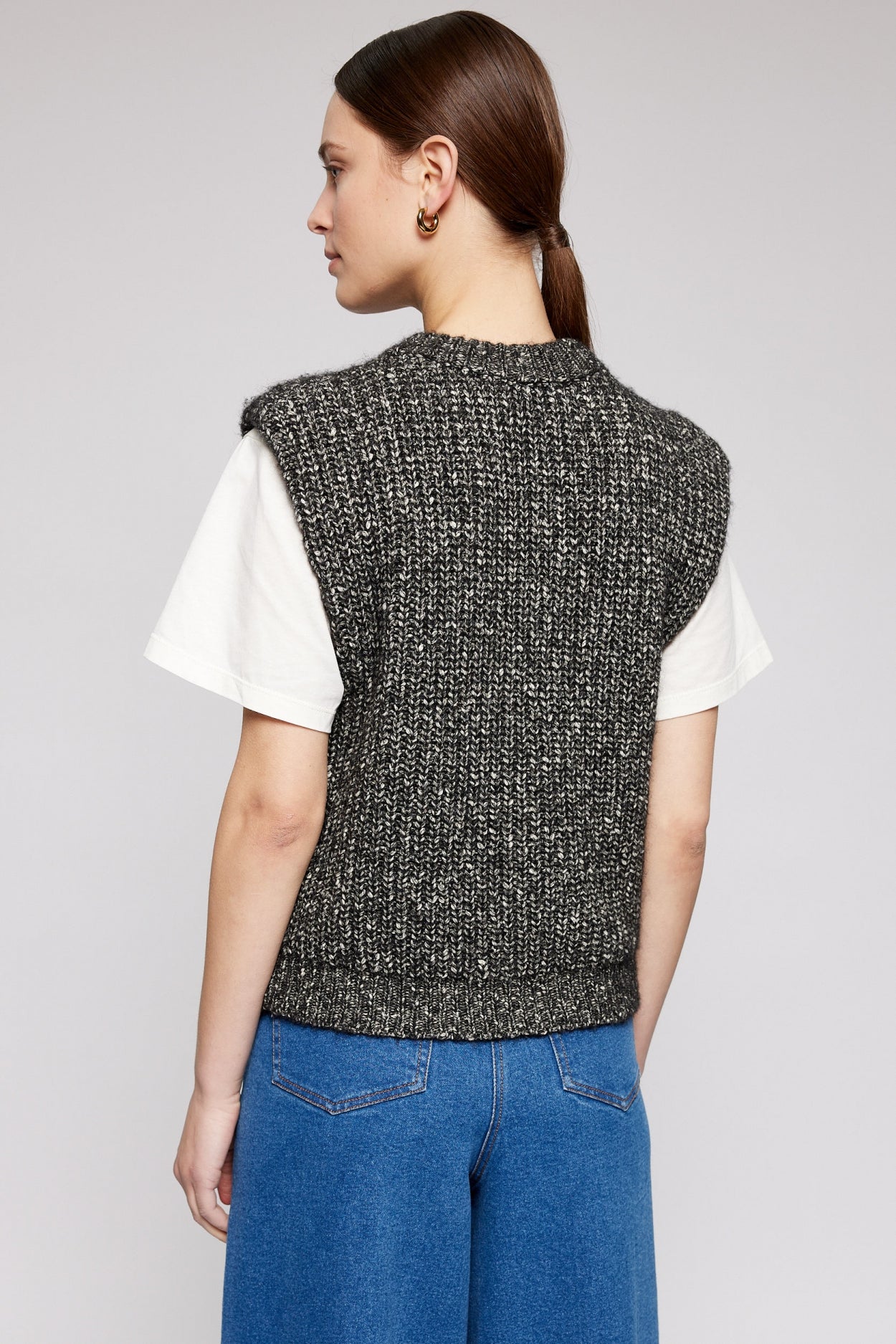 KENDRA knitted vest | DARK GREY