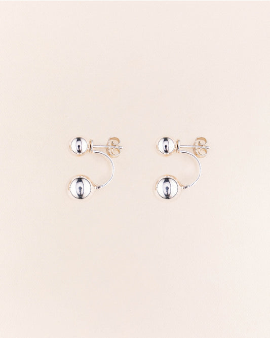 STUD EARRINGS WITH FLOATING BALLS | SILVER