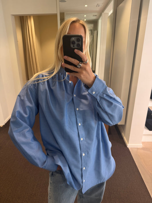 BLUE / 34