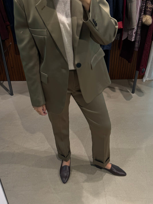 OLIVE / 34
