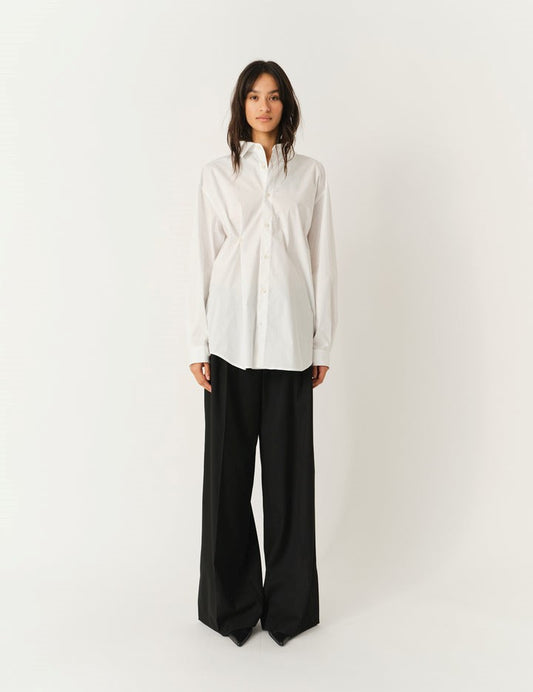 WHITE / 34