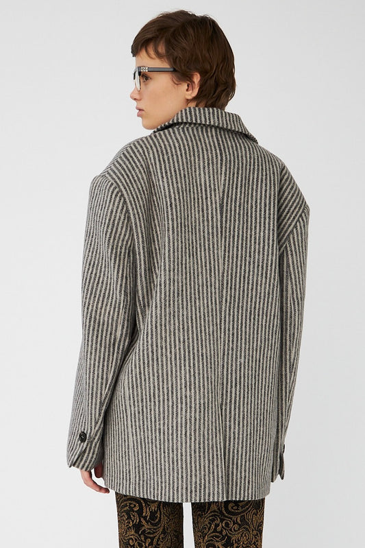 BLACK / 34