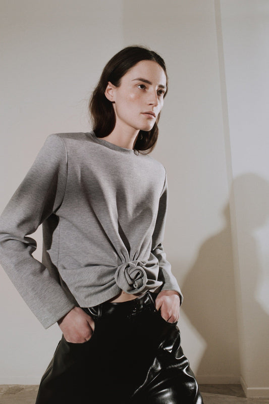 GREY / 34