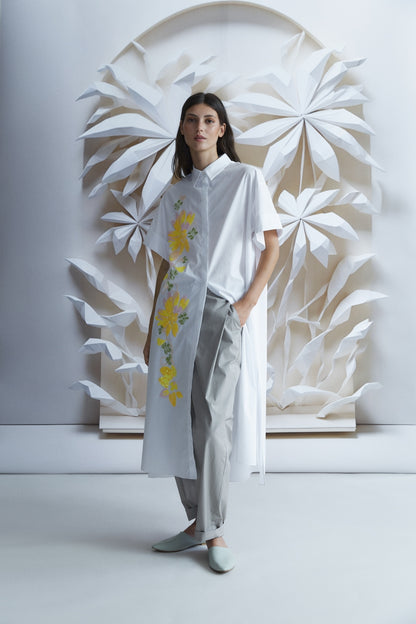 COTTON DRESS WITH FLOWER DETAIL | WHITE