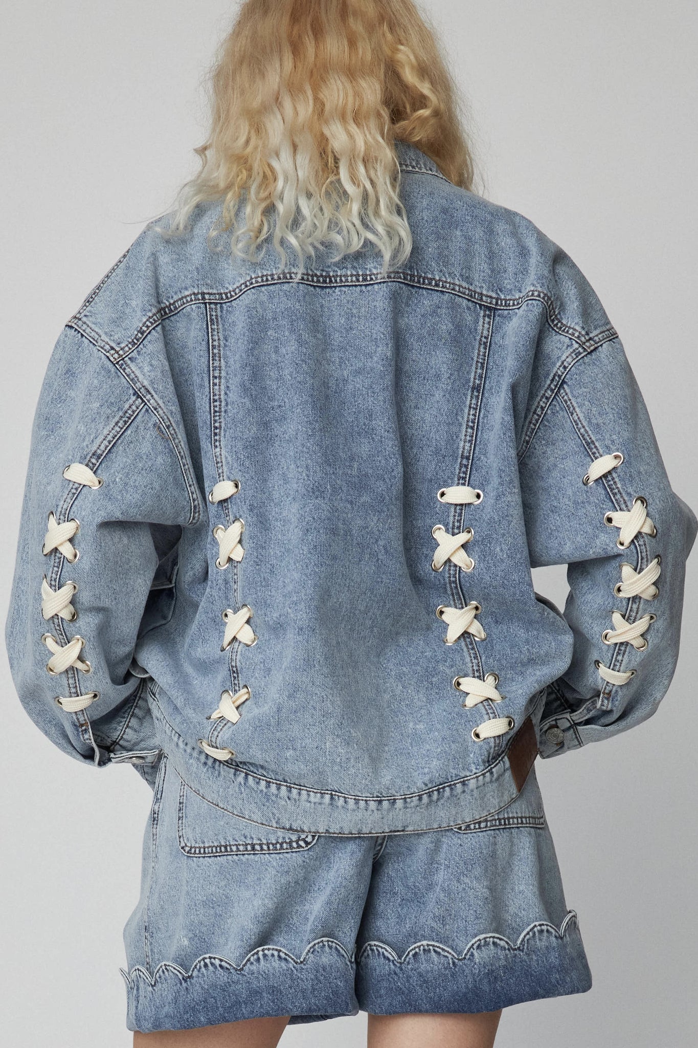 MOON WASHED DENIM JACKET | DENIM BLUE