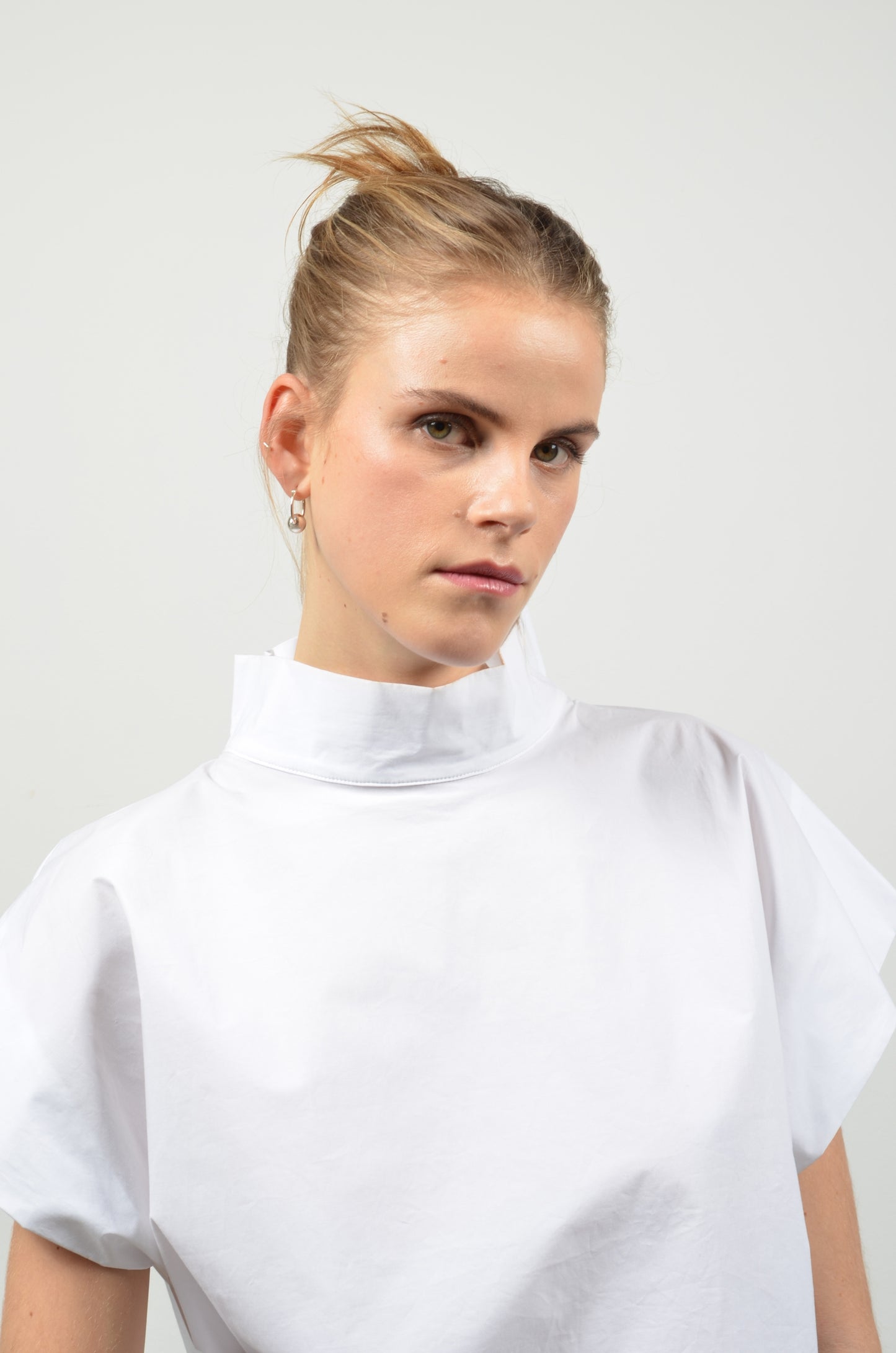 TUBA top | OPTICAL WHITE