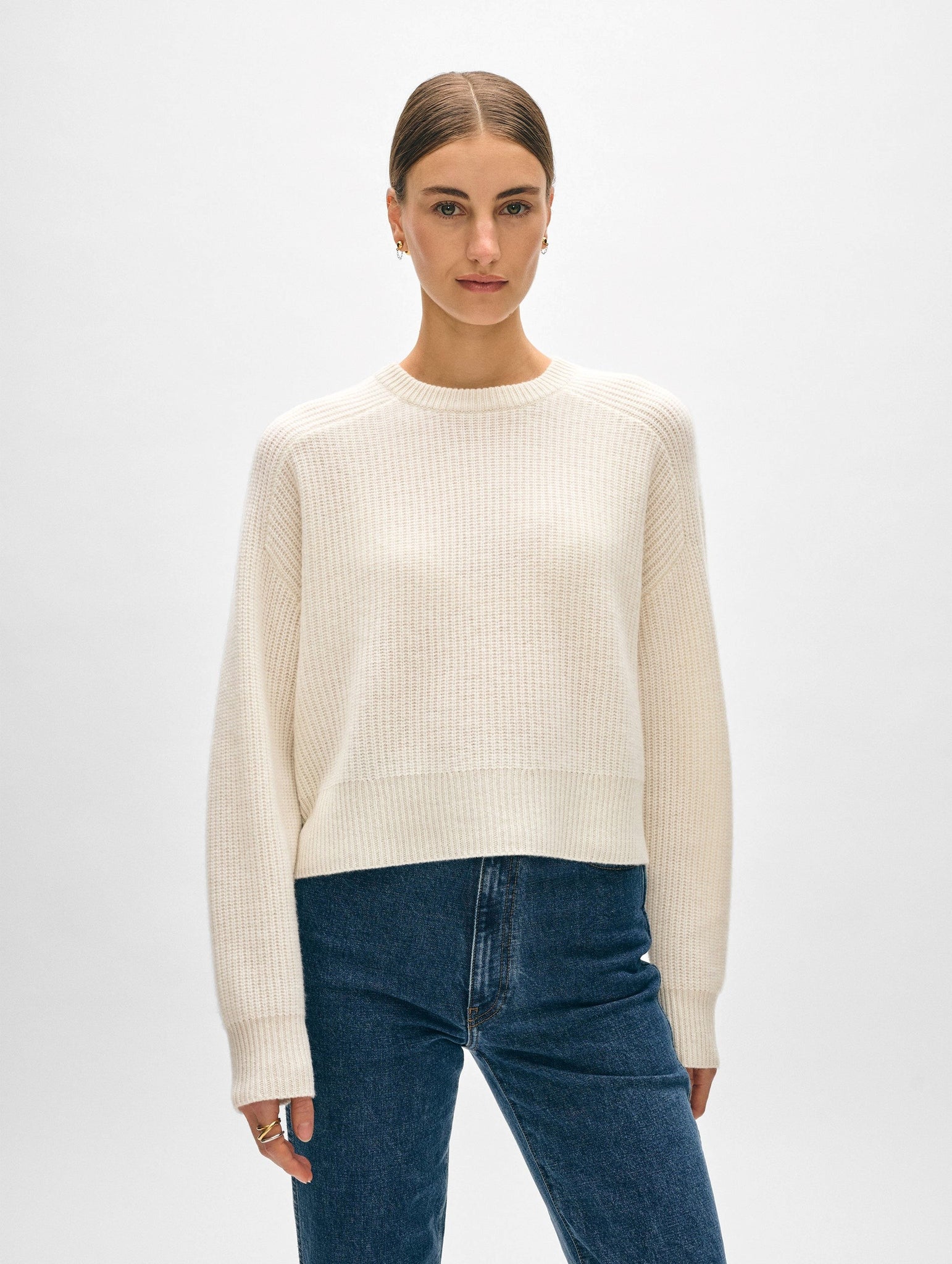 CASHMERE SADDLE SLEEVE CREWNECK | SOFT WHITE
