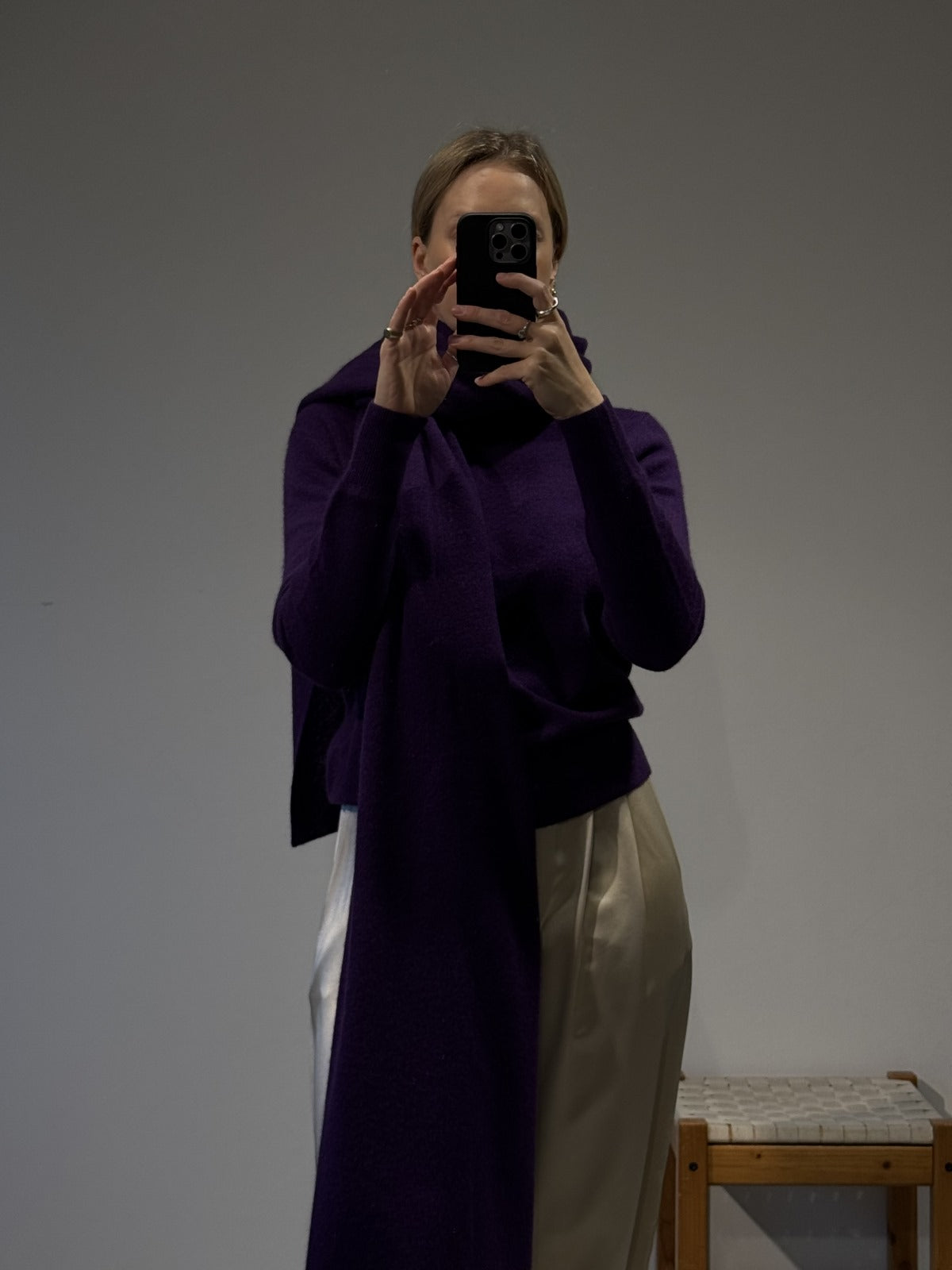 CASHMERE TRAVEL WRAP | MIDNIGHT VIOLET