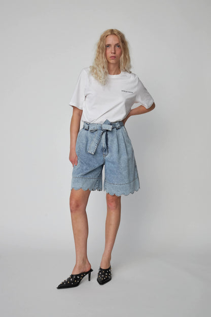 MOON WASHED DENIM SHORTS | DENIM BLUE