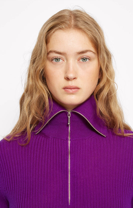 VIOLET / 34