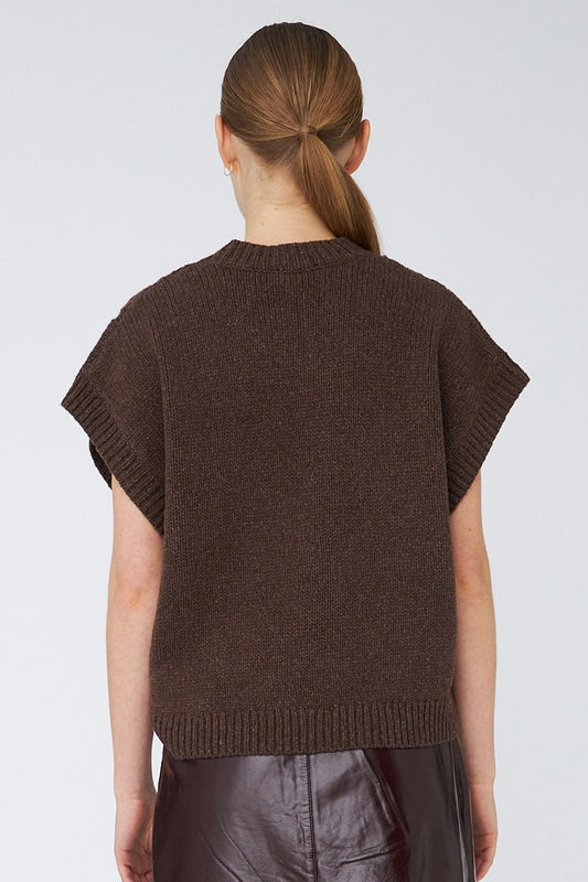 BROWN / XS