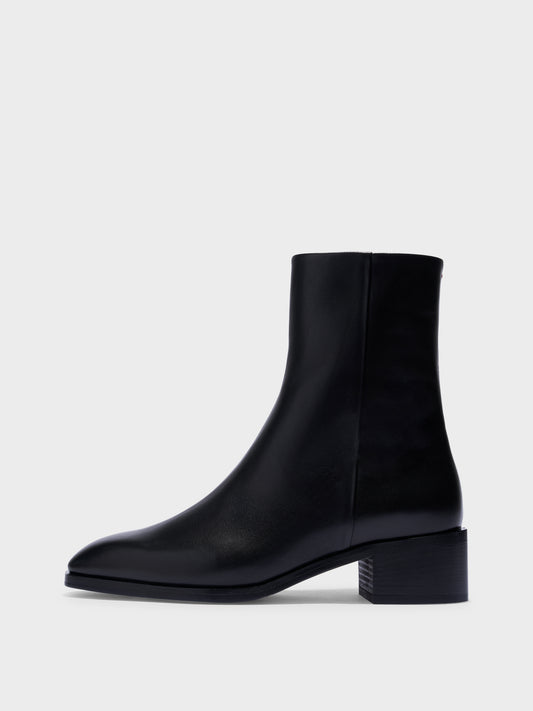 BLACK / 36