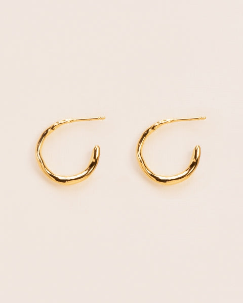 MEDIUM ORGANIC HOOPS | GOLD